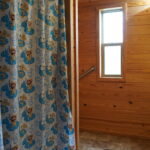 Deluxe Ranger Cabin Bathroom